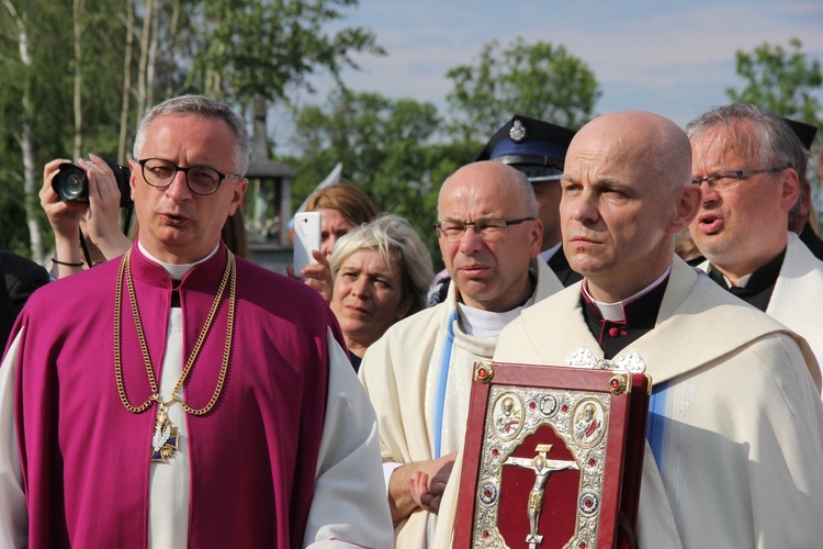 Powitanie ikony MB Częstochowskiej w Bełchowie