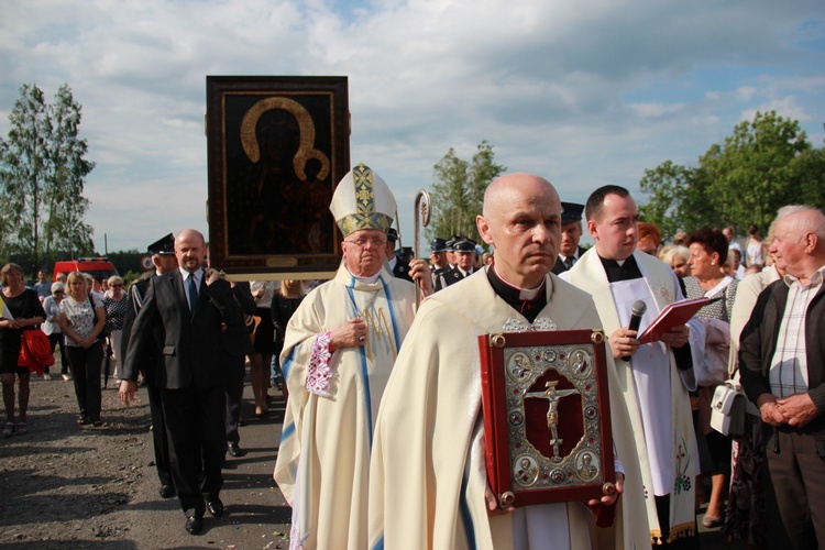 Powitanie ikony MB Częstochowskiej w Bełchowie