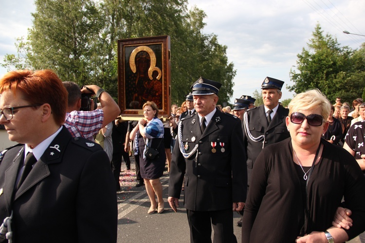 Powitanie ikony MB Częstochowskiej w Bełchowie