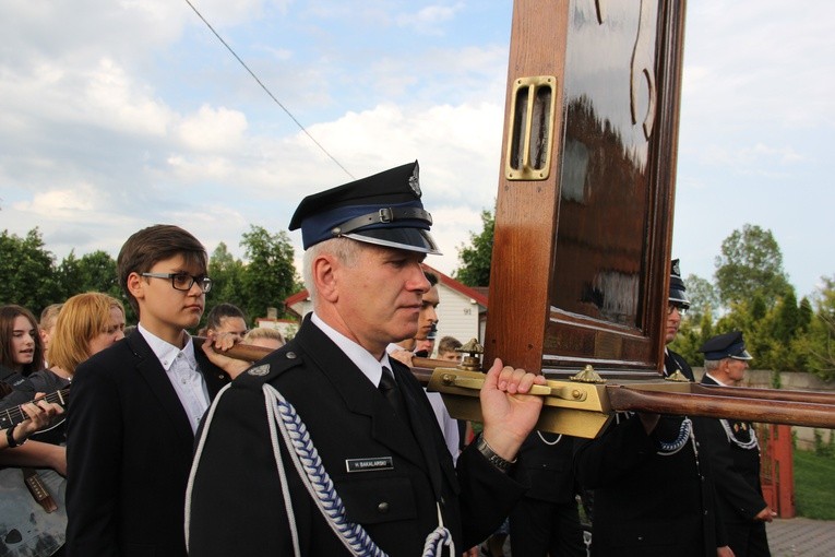 Powitanie ikony MB Częstochowskiej w Bełchowie