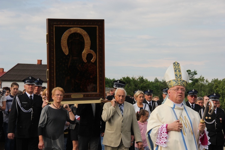 Powitanie ikony MB Częstochowskiej w Bełchowie