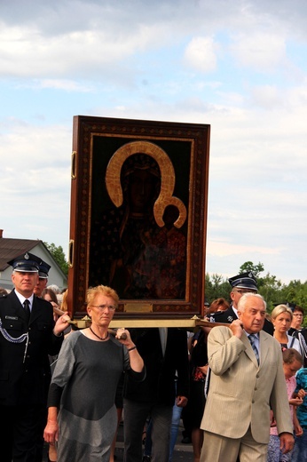 Powitanie ikony MB Częstochowskiej w Bełchowie