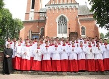 Po kilkumiesięcznym kursie lektorzy zostali przyjęci w poczet ceremoniarzy