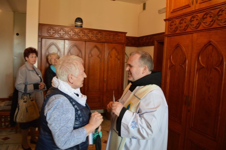 Pielgrzymka Róż Różańcowych do Ludźmierza