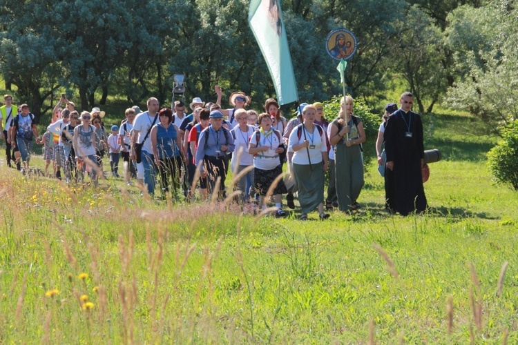 Piesza Pielgrzymka Powołaniowa do Rokitna