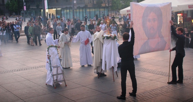 III Akademicka Procesja Bożego Ciała w Katowicach