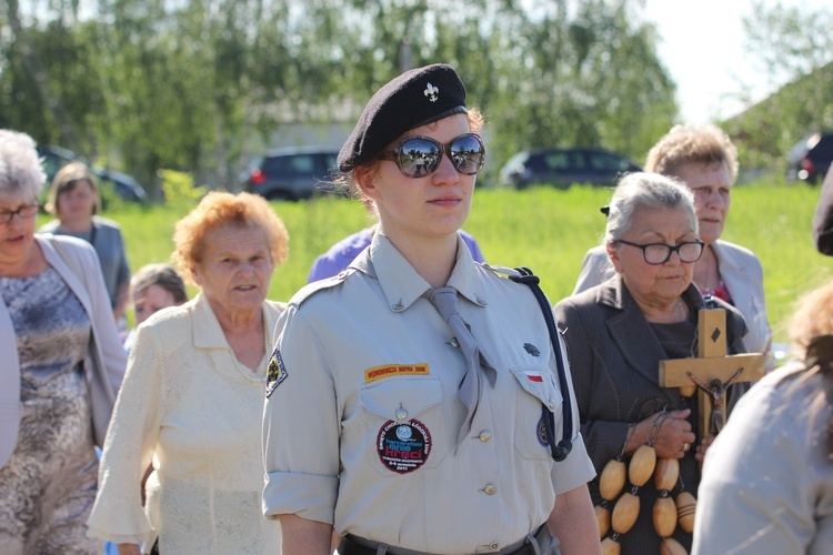 Powitanie ikony MB Częstochowskiej w Bednarach