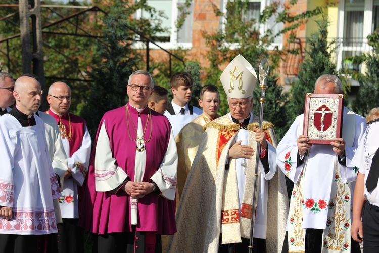 Powitanie ikony MB Częstochowskiej w Bednarach