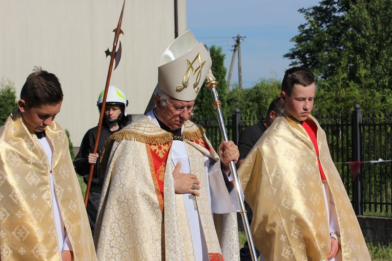 Powitanie ikony MB Częstochowskiej w Bednarach