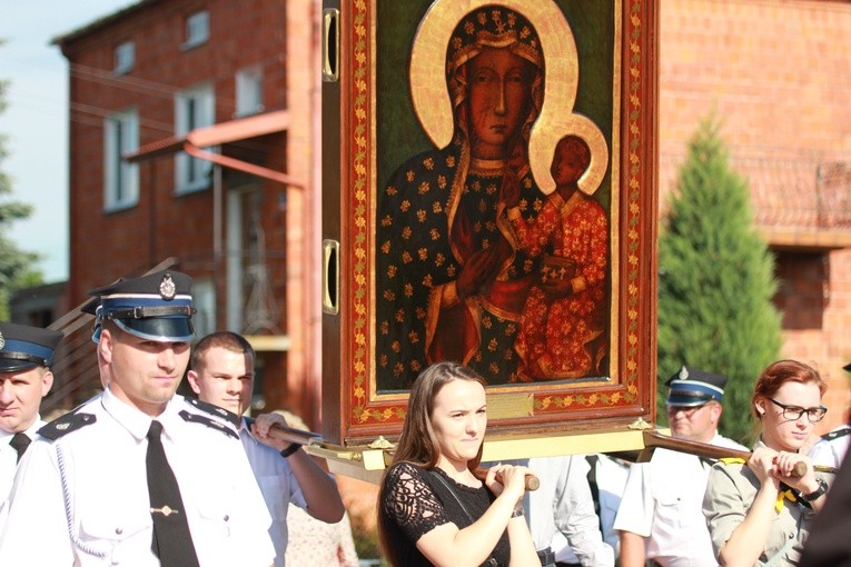 Powitanie ikony MB Częstochowskiej w Bednarach