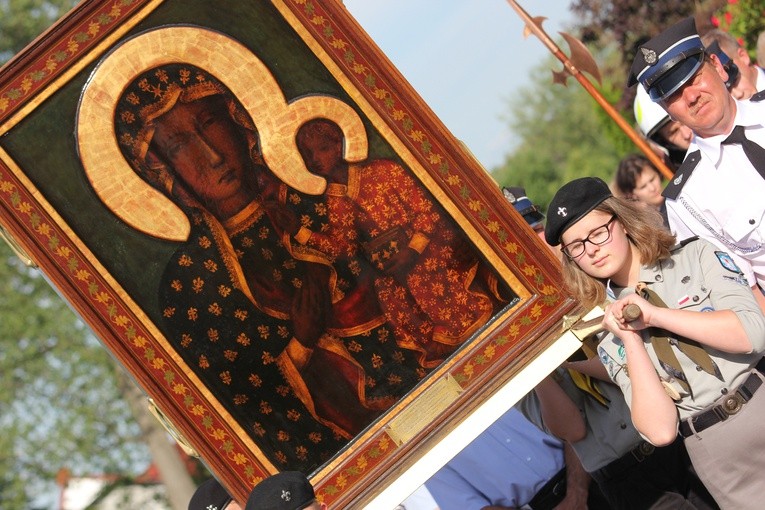 Powitanie ikony MB Częstochowskiej w Bednarach
