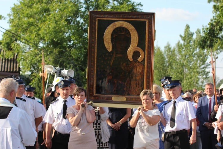 Powitanie ikony MB Częstochowskiej w Bednarach