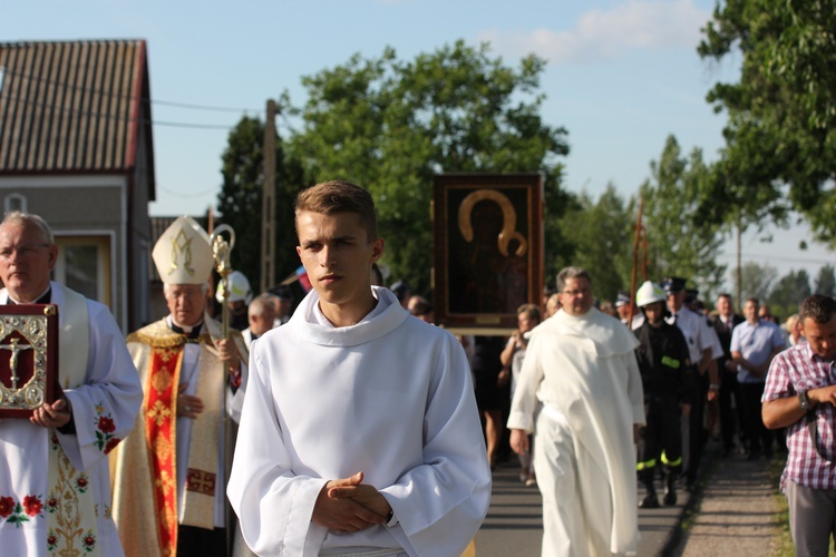 Powitanie ikony MB Częstochowskiej w Bednarach