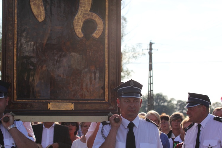 Powitanie ikony MB Częstochowskiej w Bednarach