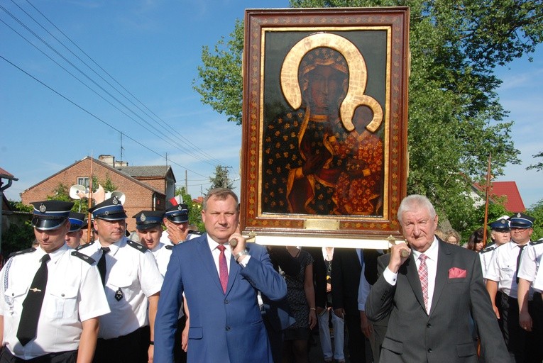 Powitanie ikony MB Częstochowskiej w Bednarach