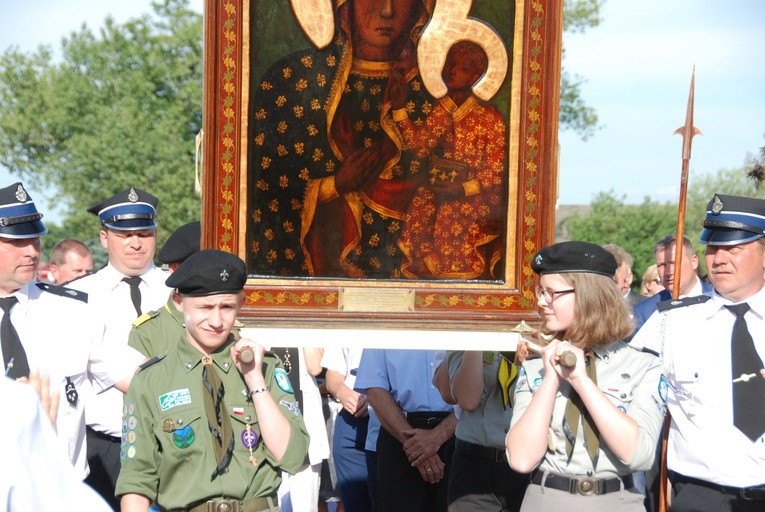 Powitanie ikony MB Częstochowskiej w Bednarach