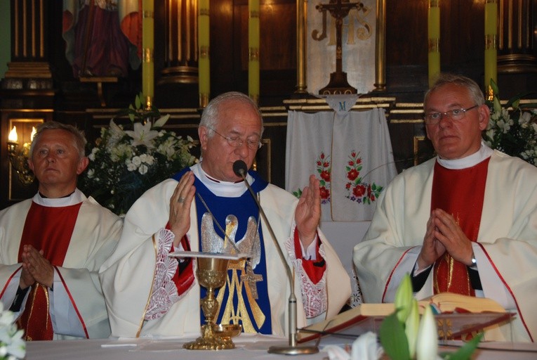 Powitanie ikony MB Częstochowskiej w Bednarach