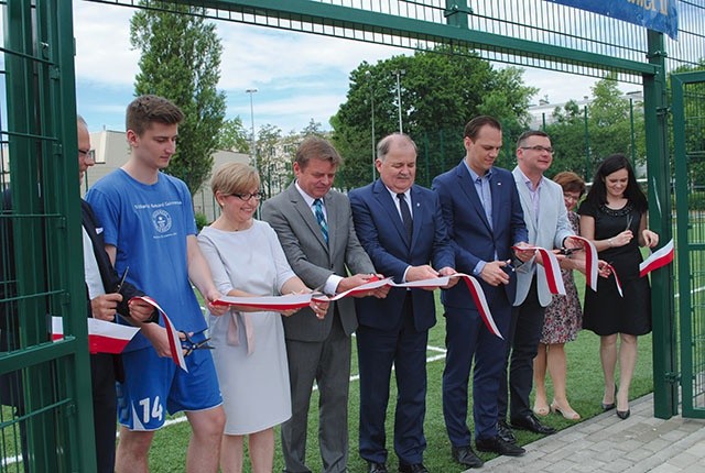 Przecięcie wstęgi.