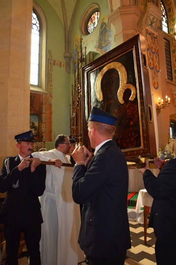 Powitanie ikony MB Częstochowskiej w Kompinie