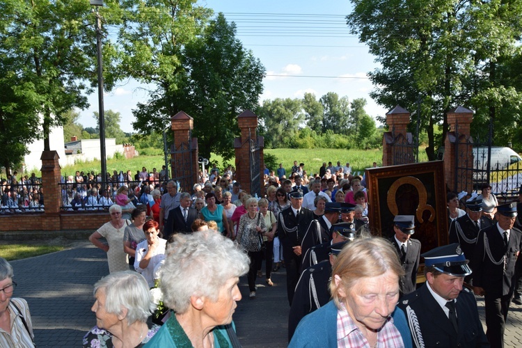 Powitanie ikony MB Częstochowskiej w Kompinie