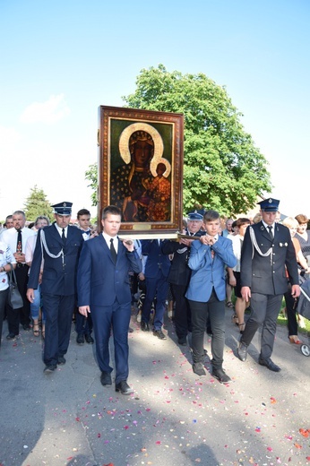 Powitanie ikony MB Częstochowskiej w Kompinie