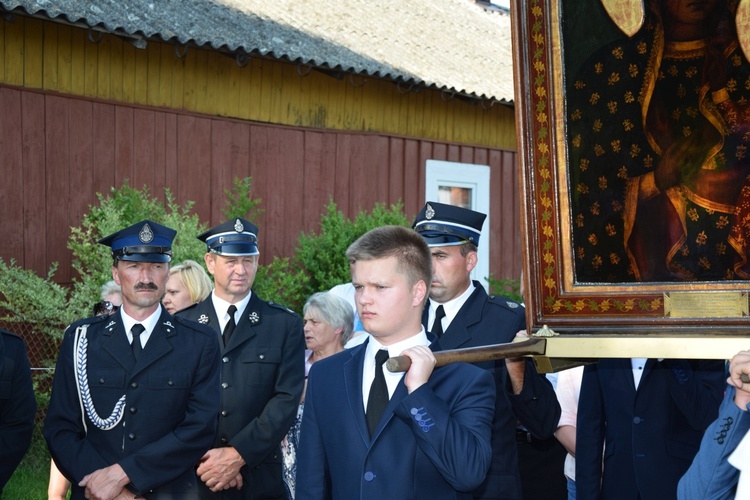 Powitanie ikony MB Częstochowskiej w Kompinie