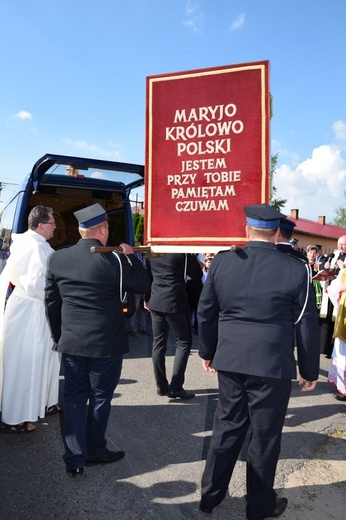 Powitanie ikony MB Częstochowskiej w Kompinie