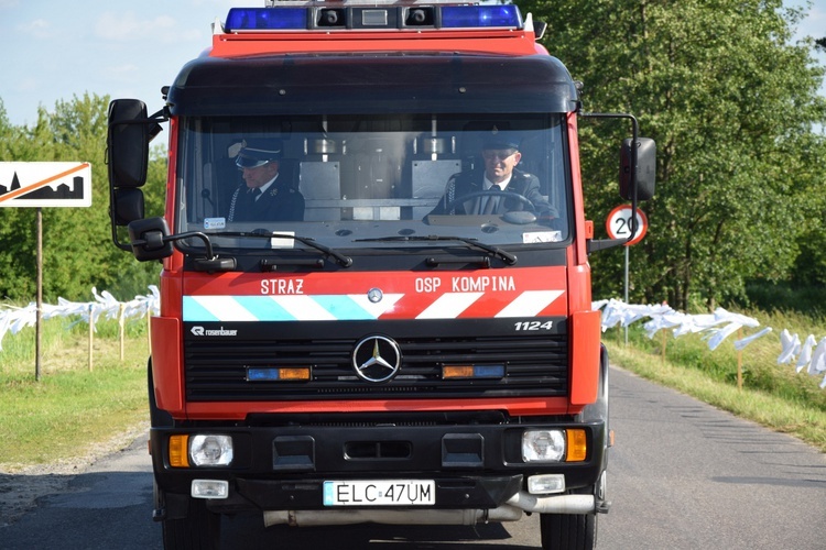 Powitanie ikony MB Częstochowskiej w Kompinie