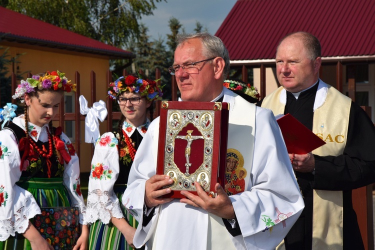 Powitanie ikony MB Częstochowskiej w Kompinie