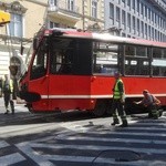 Tramwaj próbował skręcić w Jagiellońską