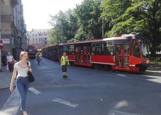 Tramwaj próbował skręcić w Jagiellońską