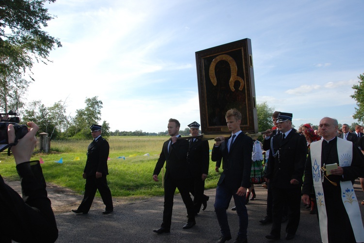 Powitanie ikony MB Częstochowskiej w Boczkach