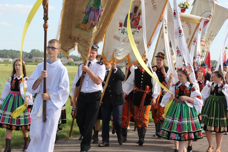 Powitanie ikony MB Częstochowskiej w Boczkach