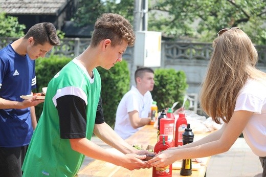 Lekkoatletyczna Spartakiada Służby Liturgicznej w Zabrzegu - 2017