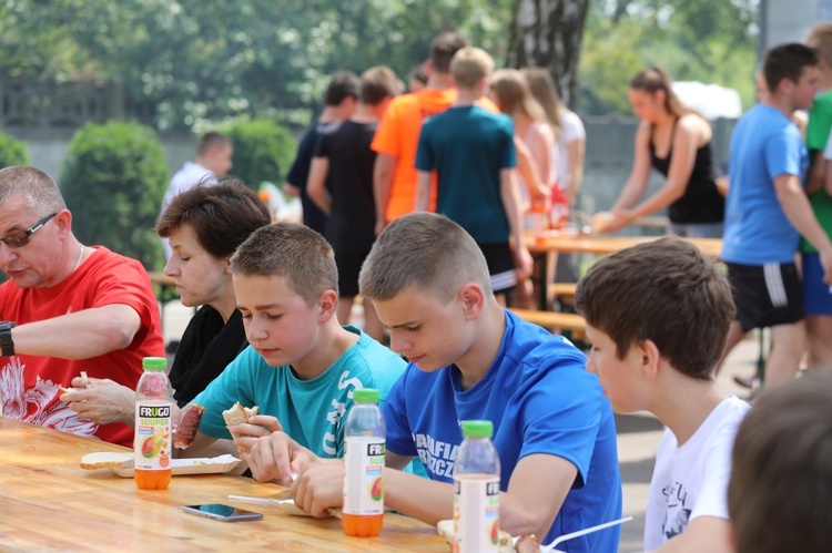 Lekkoatletyczna Spartakiada Służby Liturgicznej w Zabrzegu - 2017