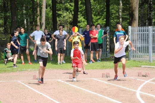 Lekkoatletyczna Spartakiada Służby Liturgicznej w Zabrzegu - 2017