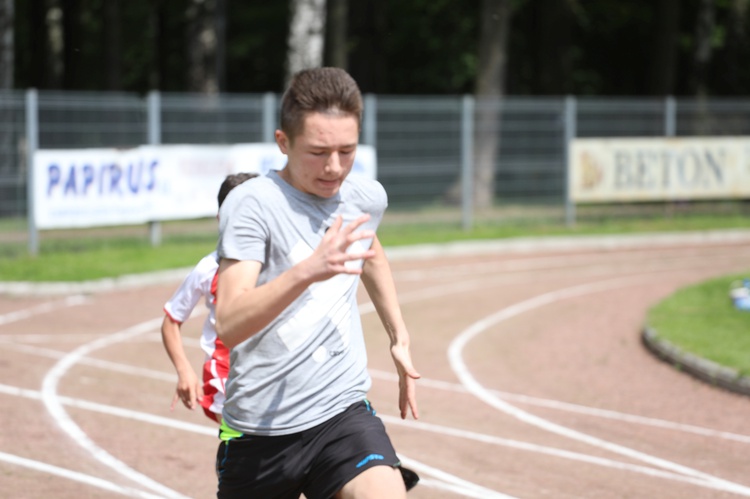 Lekkoatletyczna Spartakiada Służby Liturgicznej w Zabrzegu - 2017