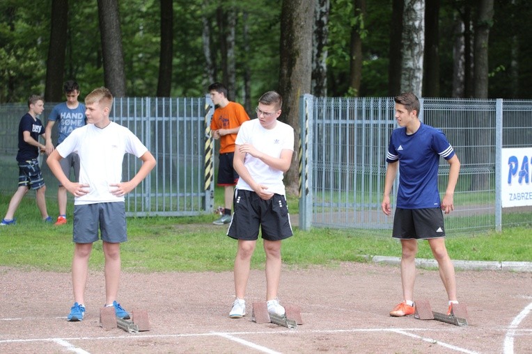 Lekkoatletyczna Spartakiada Służby Liturgicznej w Zabrzegu - 2017