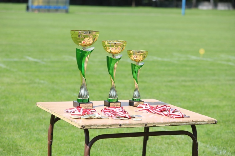 Lekkoatletyczna Spartakiada Służby Liturgicznej w Zabrzegu - 2017