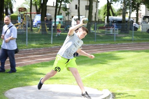 Lekkoatletyczna Spartakiada Służby Liturgicznej w Zabrzegu - 2017