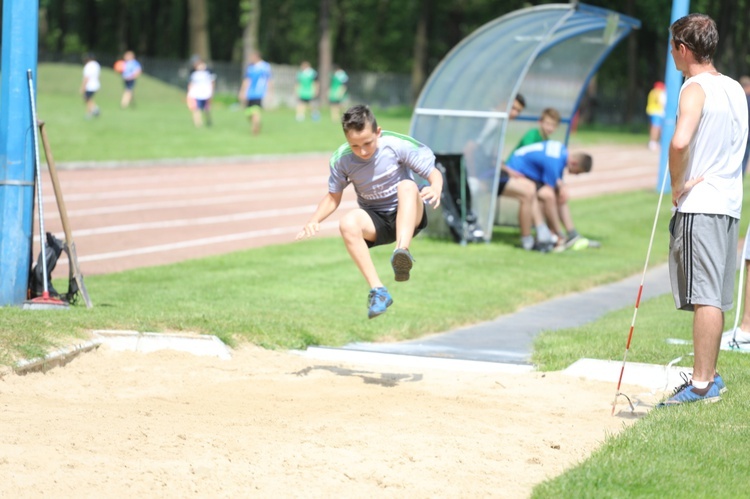 Lekkoatletyczna Spartakiada Służby Liturgicznej w Zabrzegu - 2017