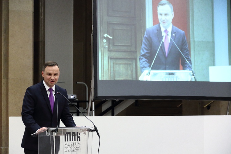 Andrzej Duda na wystawie "#dziedzictwo"