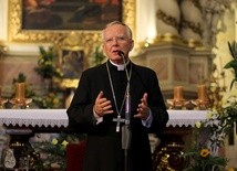 Abp Jędraszewski: Krzywdą innych próbuje się nami manipulować