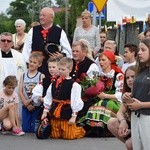 Powitanie ikony MB Częstochowskiej w parafii MB Nieustającej Pomocy w Łowiczu