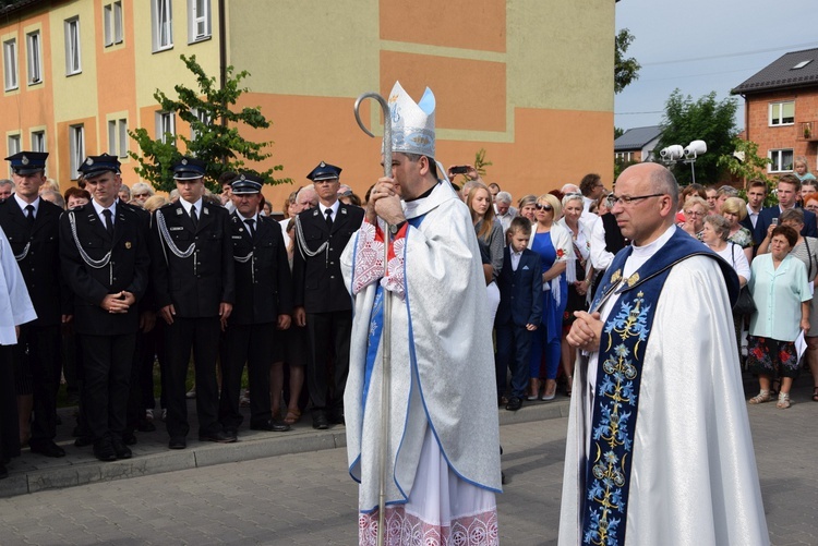 Powitanie ikony MB Częstochowskiej w parafii MB Nieustającej Pomocy w Łowiczu