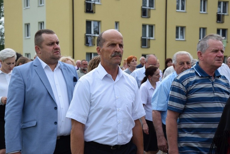 Powitanie ikony MB Częstochowskiej w parafii MB Nieustającej Pomocy w Łowiczu