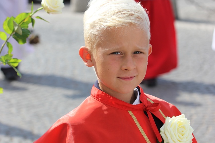 Powitanie ikony MB Częstochowskiej w katedrze łowickiej