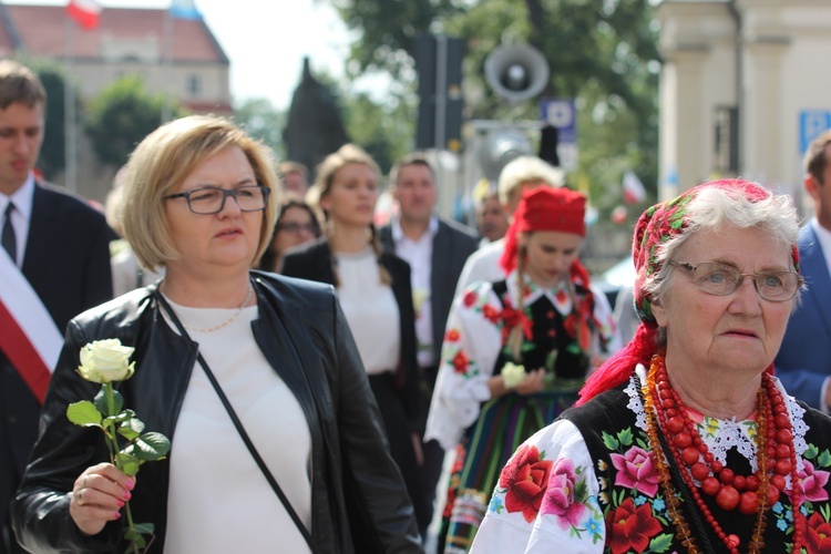 Powitanie ikony MB Częstochowskiej w katedrze łowickiej