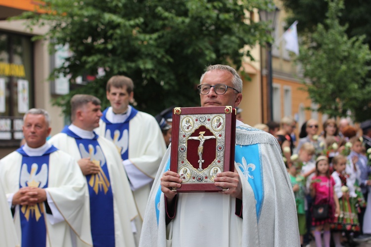 Powitanie ikony MB Częstochowskiej w katedrze łowickiej