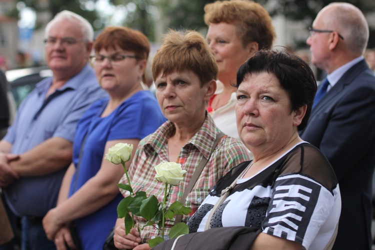 Powitanie ikony MB Częstochowskiej w katedrze łowickiej